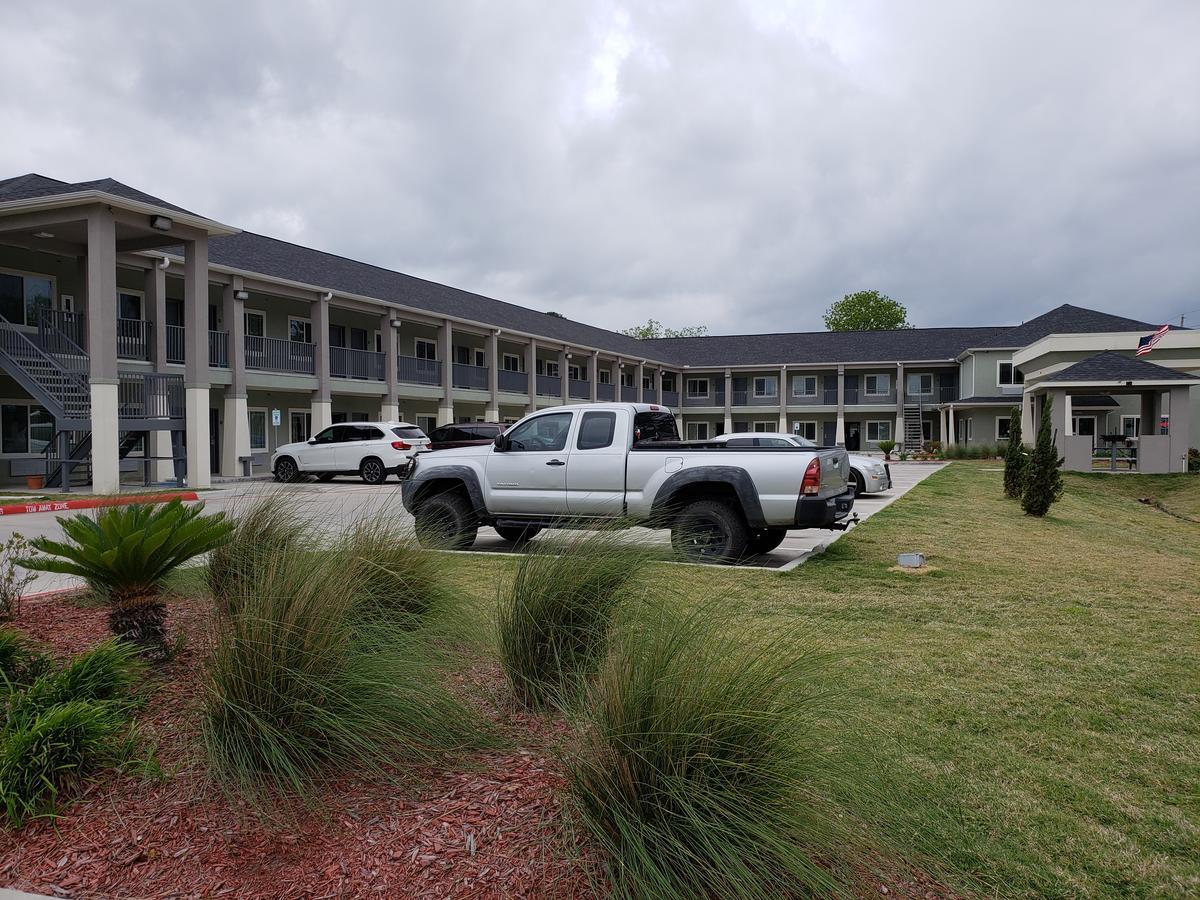 Scottish Inns & Suites - Crosby Buitenkant foto