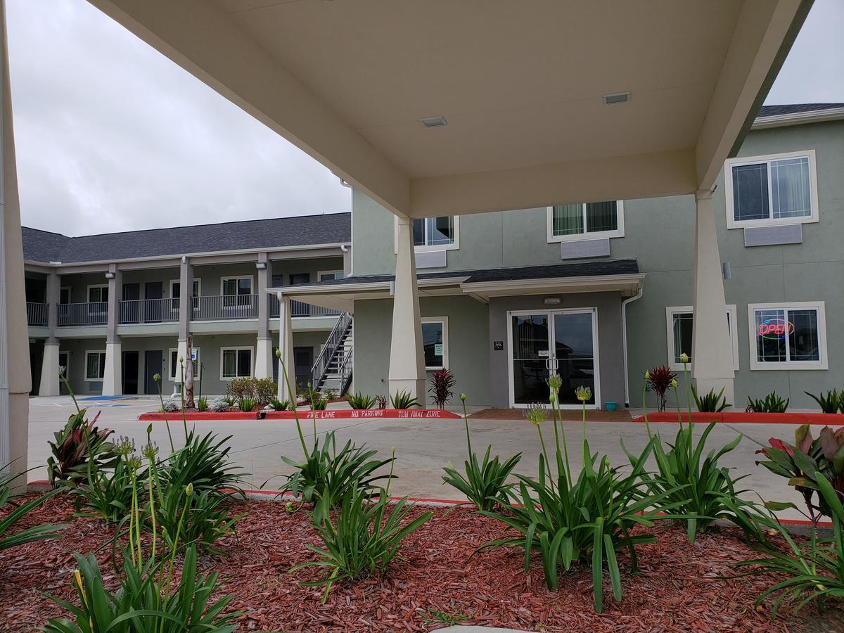 Scottish Inns & Suites - Crosby Buitenkant foto