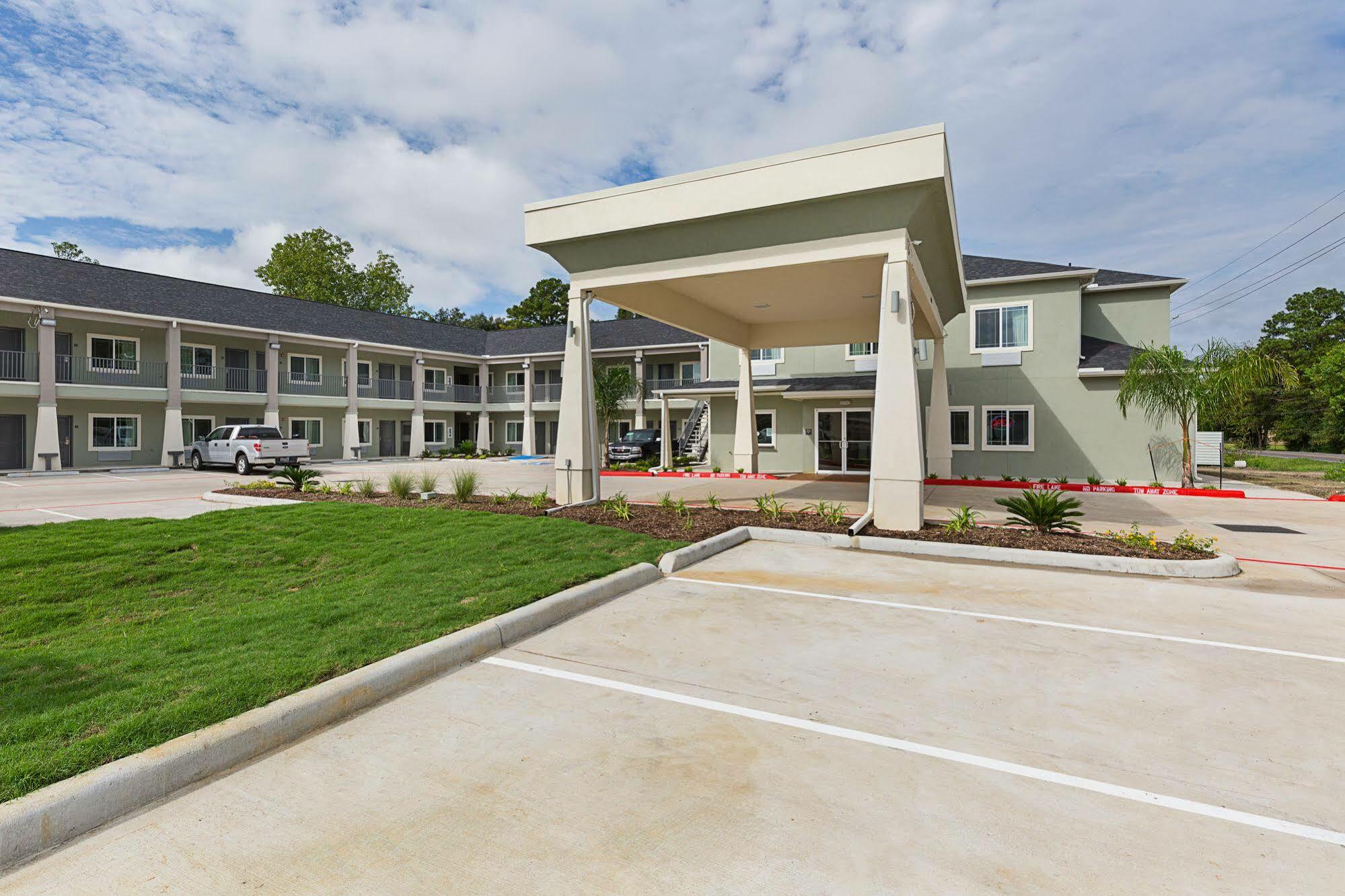 Scottish Inns & Suites - Crosby Buitenkant foto